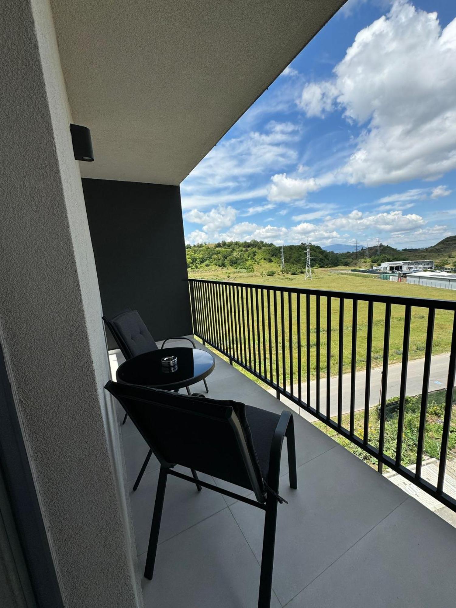 Palladium Apartament Brasov Luaran gambar